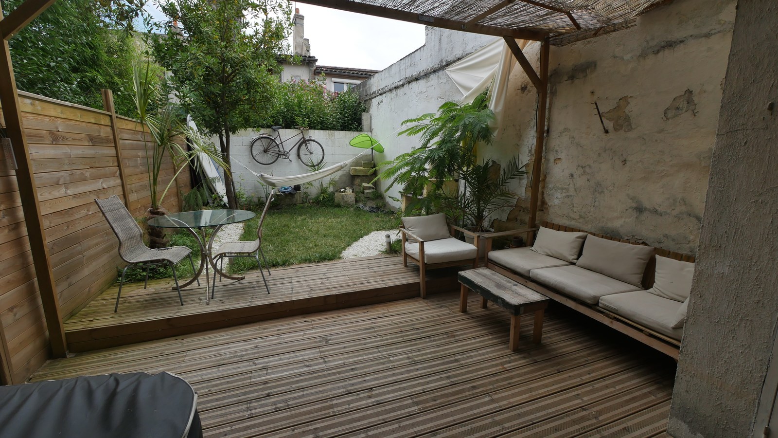 Terrasse Bordeaux après